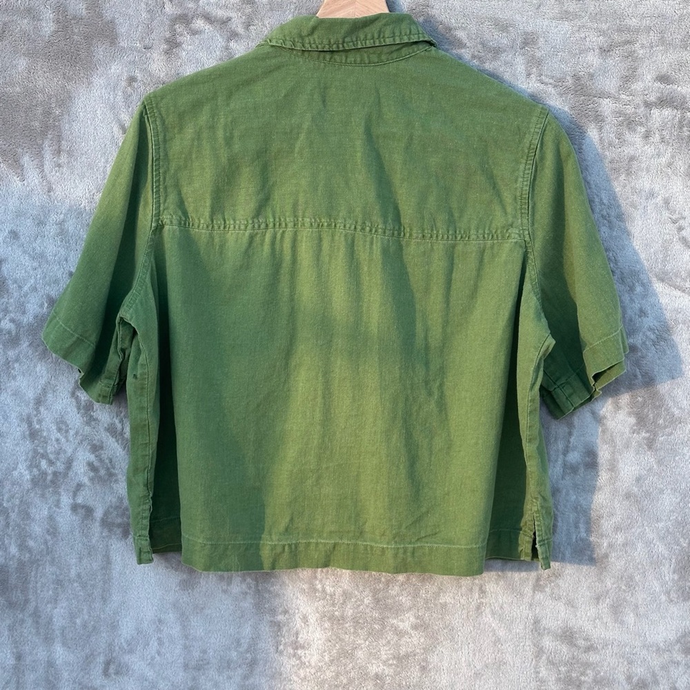 Universal Thread Women’s Olive Utility cropped box fit Button-Up Shirt – Size M - Picture 12 of 15